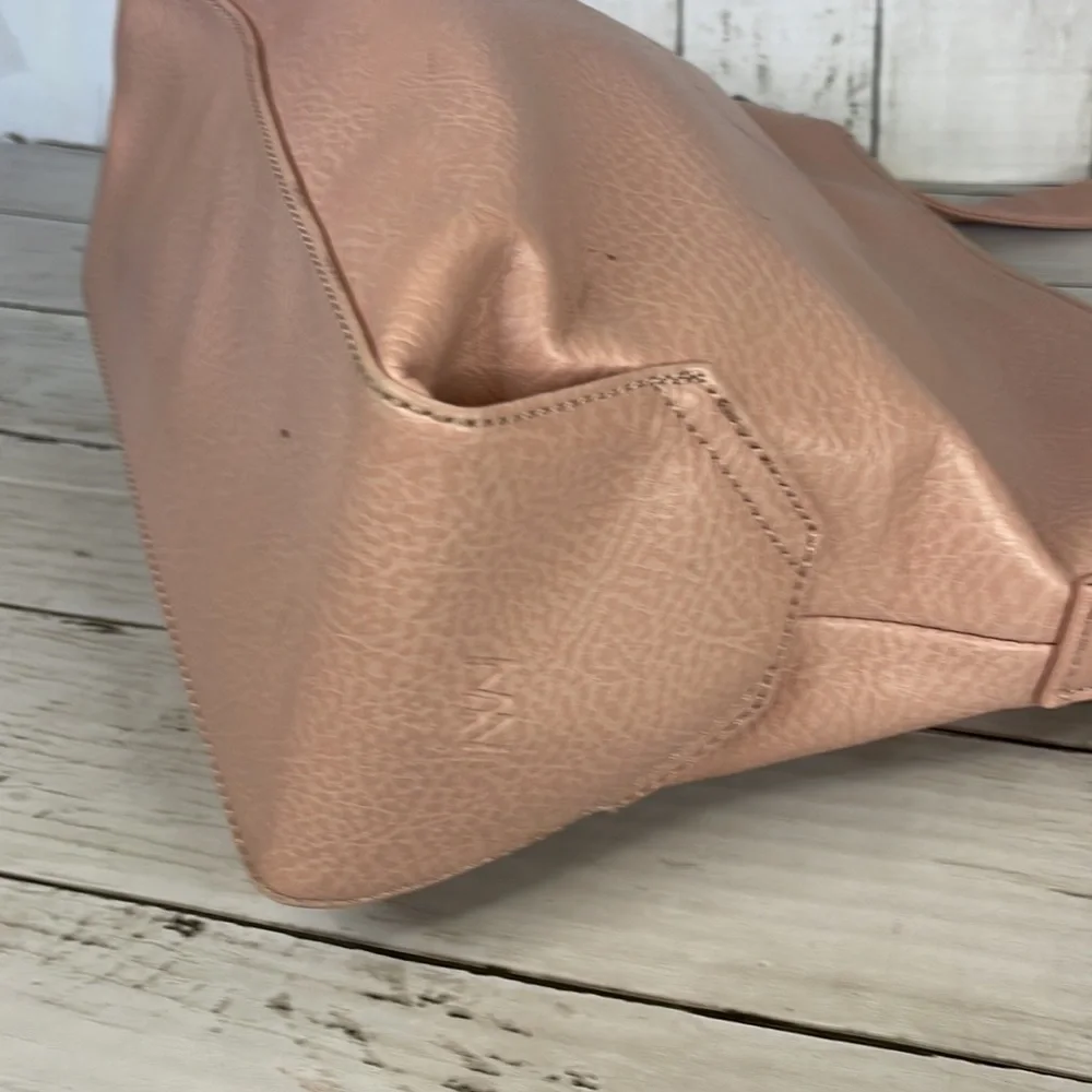 Matt and Nat Pink Monkland Dwell Hobo